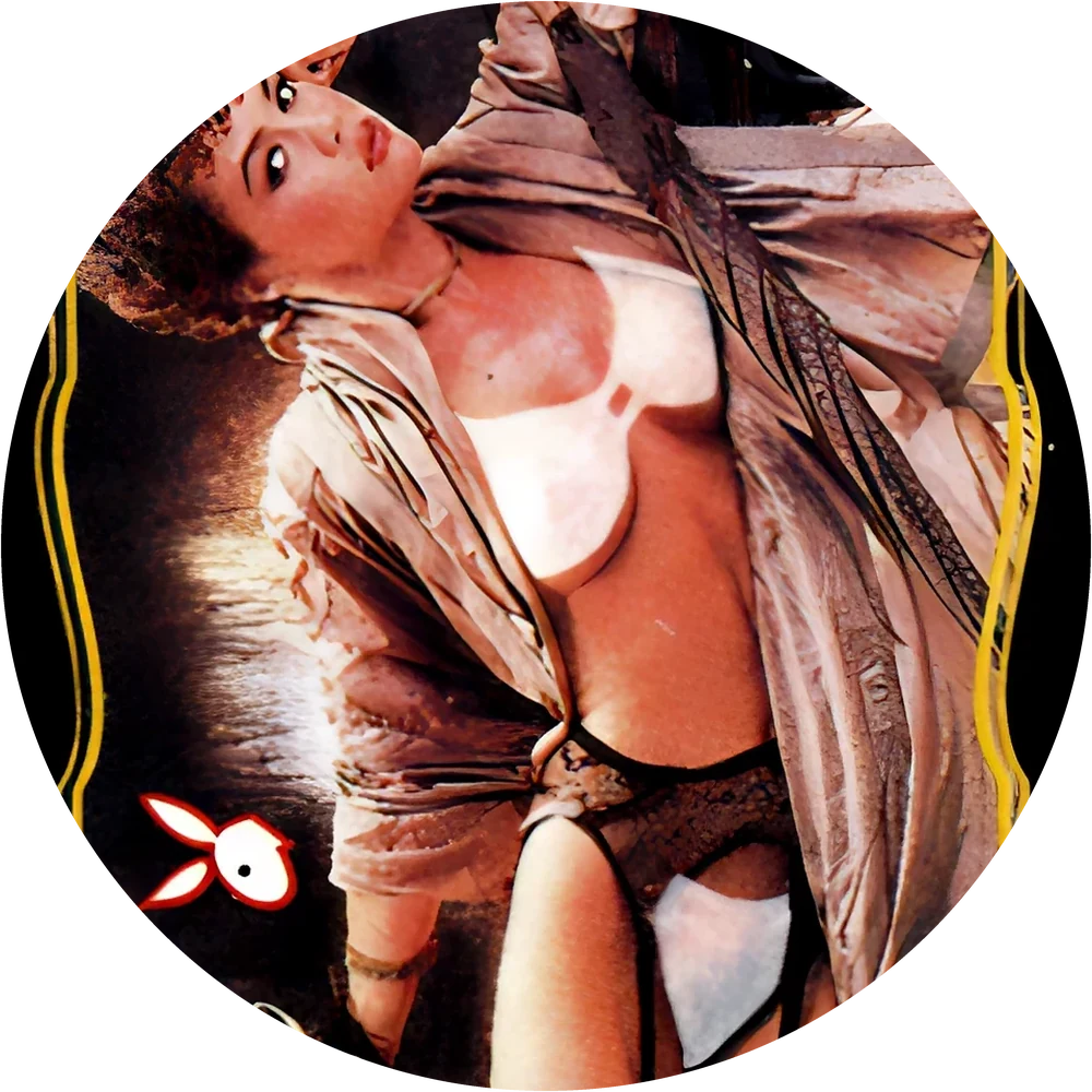 Play Woman cap #27 — 90s pog